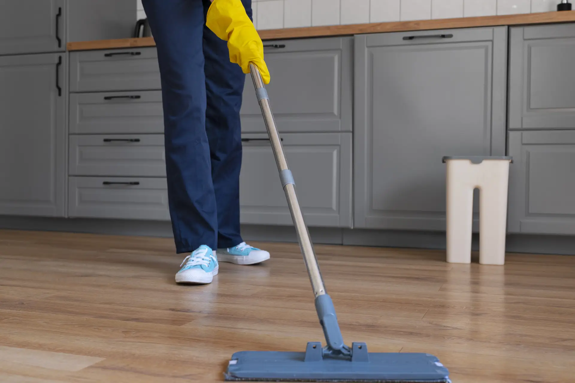 Best Mop for SPC Flooring in 2024 [Top Picks]